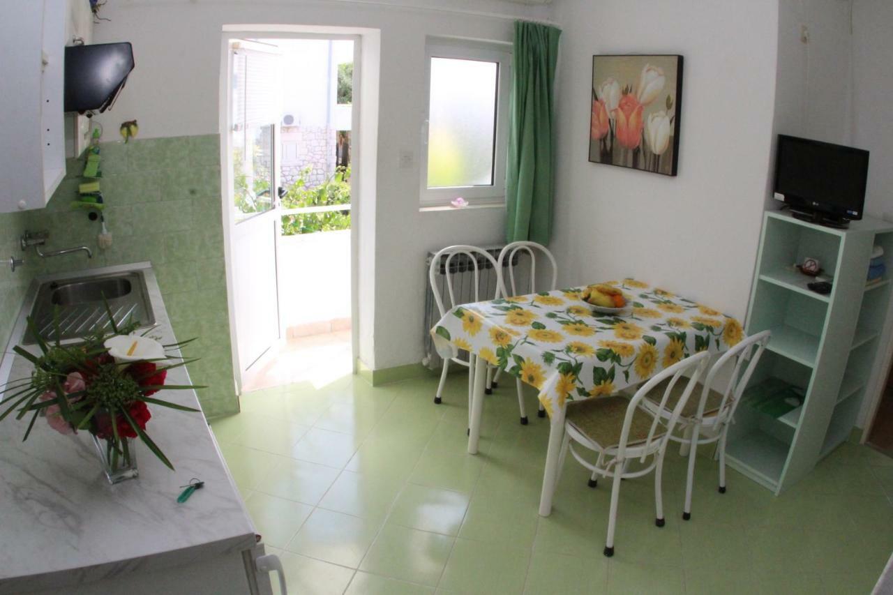 Apartmani Surlin フヴァル エクステリア 写真