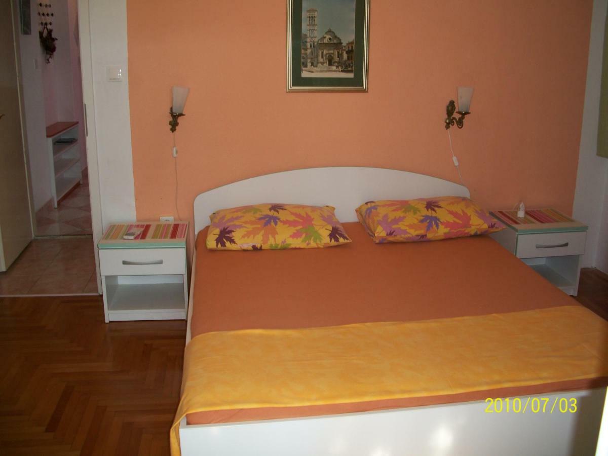 Apartmani Surlin フヴァル エクステリア 写真